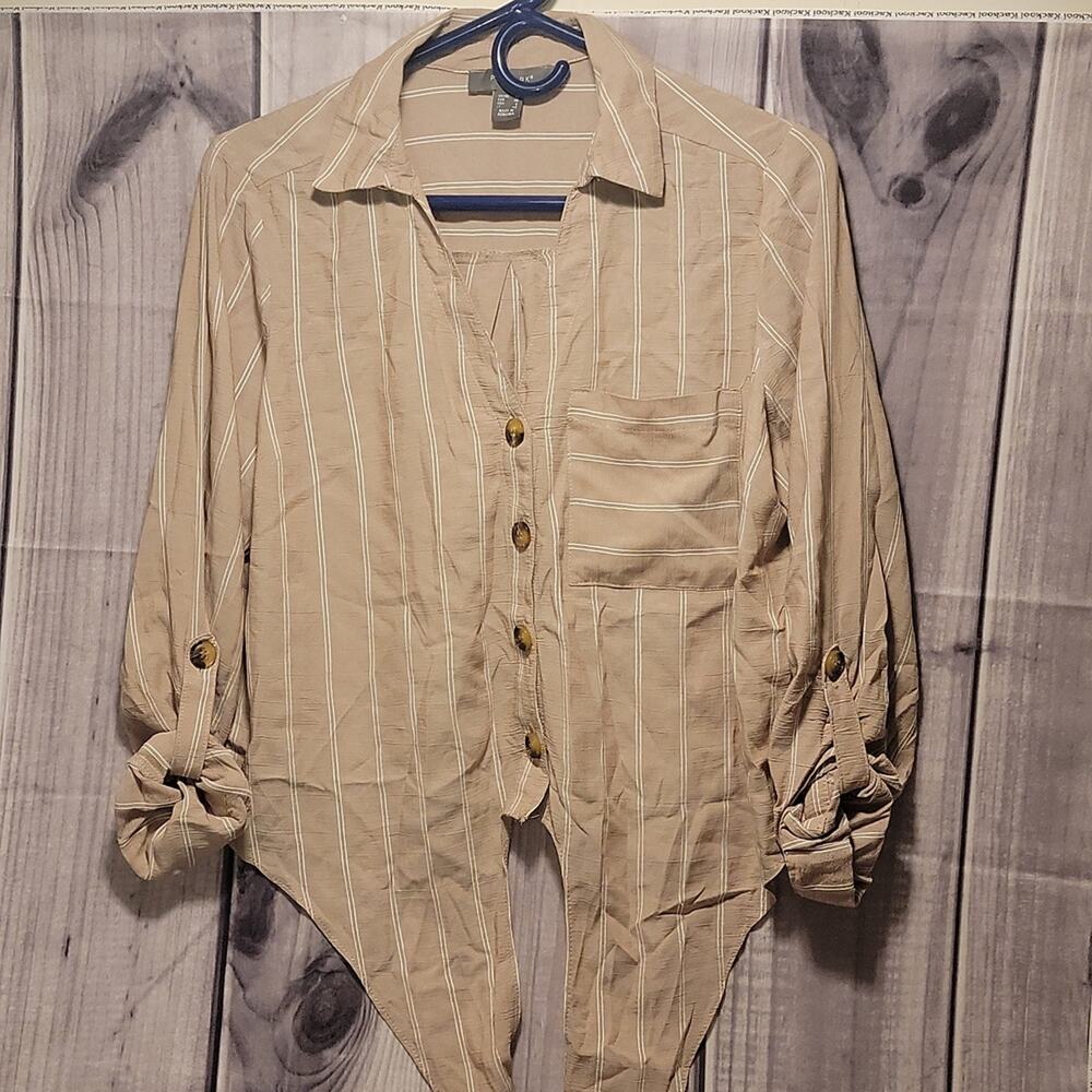 Tie waist blouse size 6